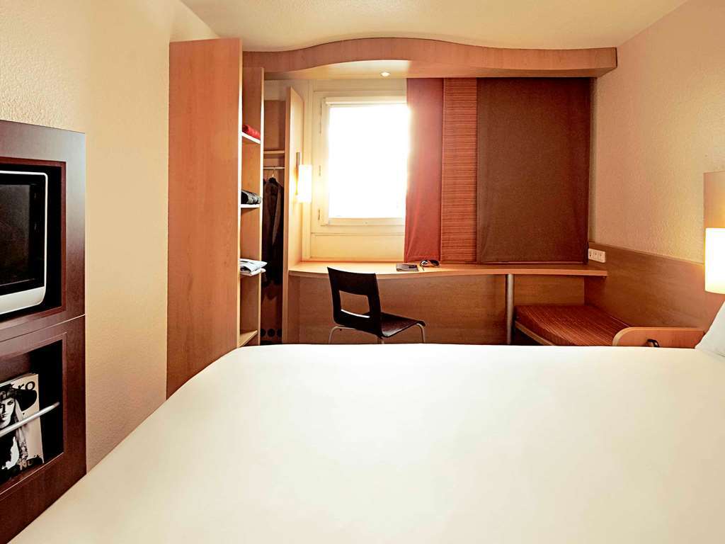 Ibis Zurich Adliswil Hotel